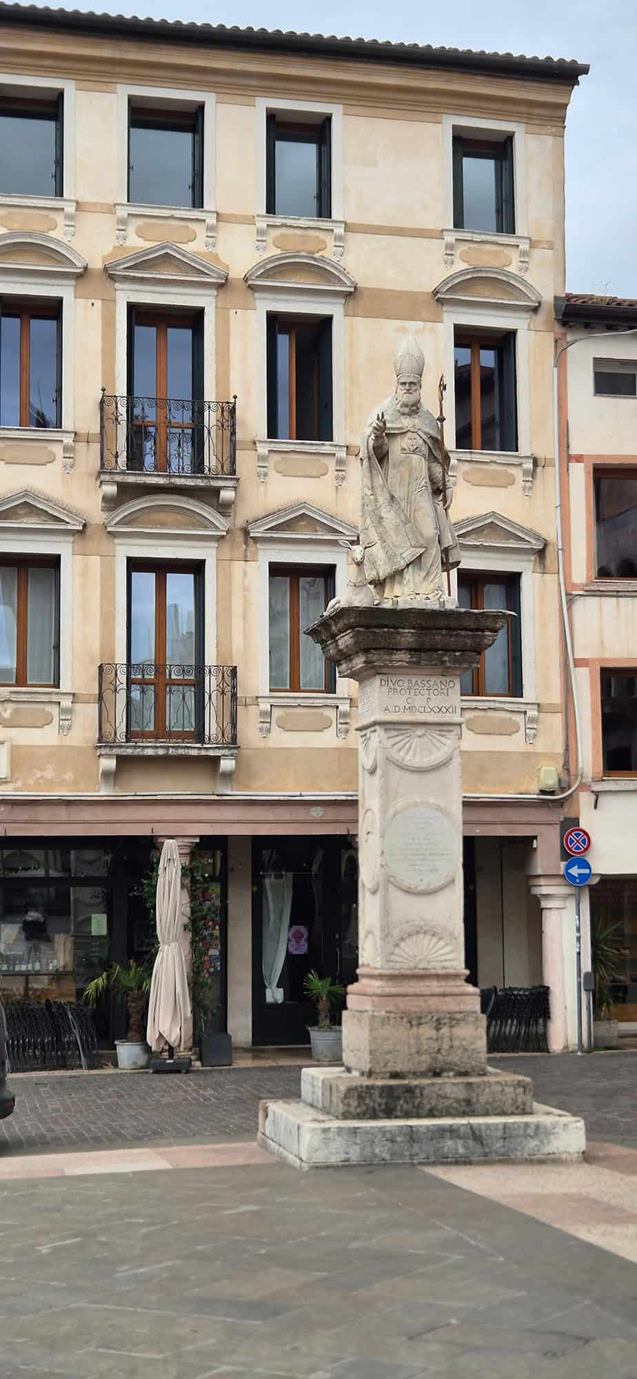 Asolo Day Trip from Treviso, ZARA NOVE